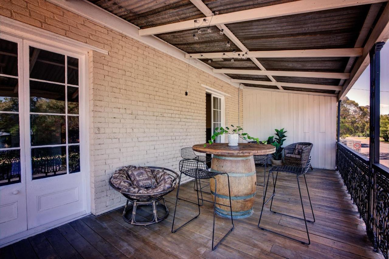70 On Mortimer Mudgee Extérieur photo